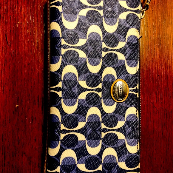 Women’s coach wallet - Picture 1 of 2